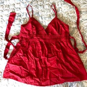 Strappy top with bow